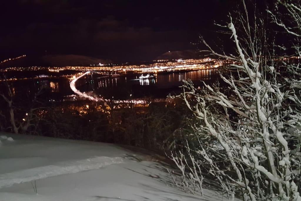 Spacious House In Tromso, Perfect For Groups Of Families, Tourists Or Workers Tromsø Exterior foto
