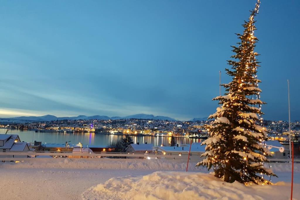 Spacious House In Tromso, Perfect For Groups Of Families, Tourists Or Workers Tromsø Exterior foto